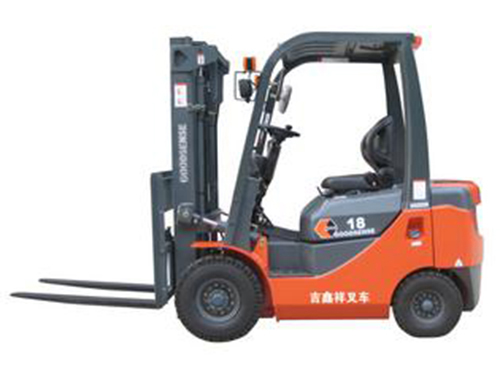 內(nèi)燃平衡重式柴油叉車